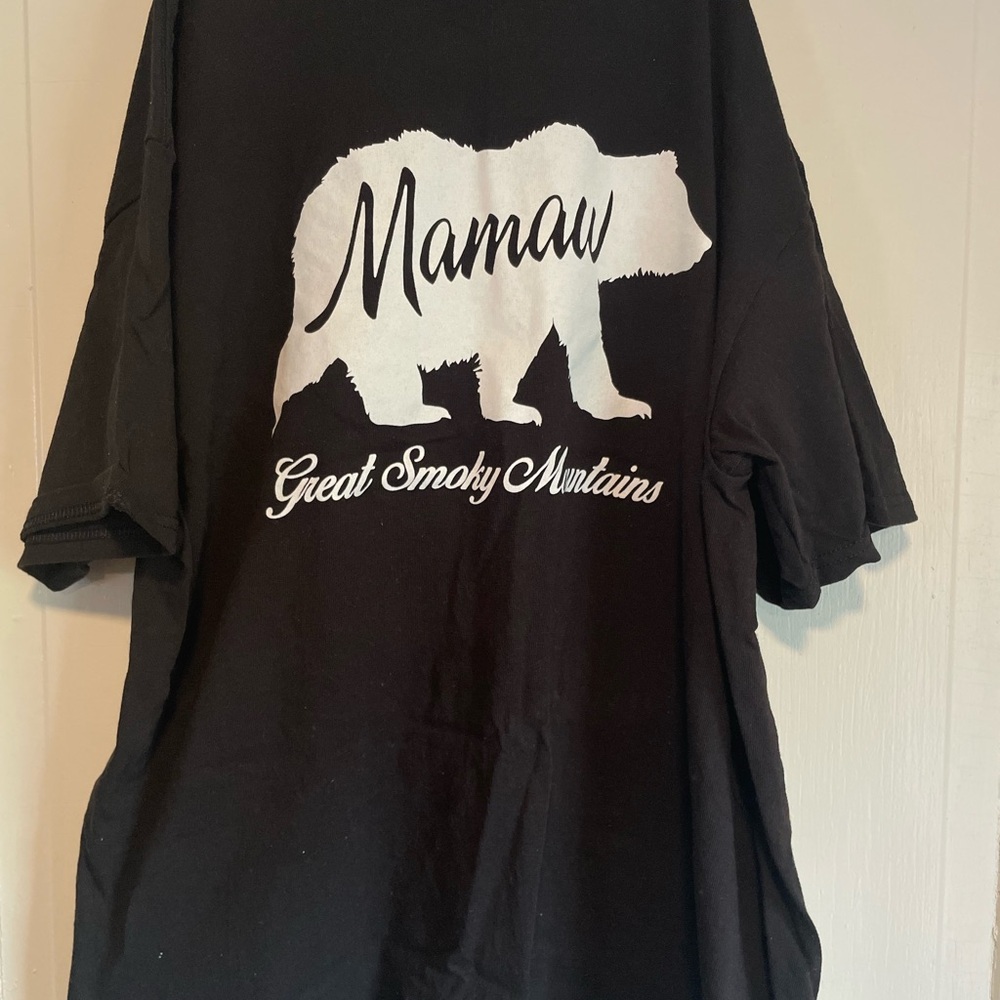 Black 'Mamaw' Bear Graphic T-Shirt